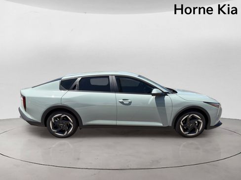 New 2026 Kia K4 EX FWD image 3