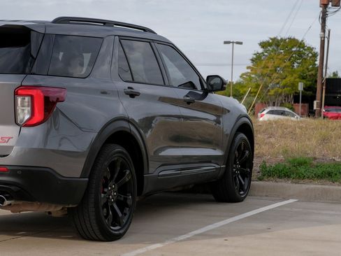 Used 2021 Ford Explorer ST w/ Equipment Group 401A image 12