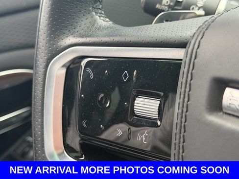 Used 2023 Land Rover Range Rover Evoque R-Dynamic S AWD/4WD image 32