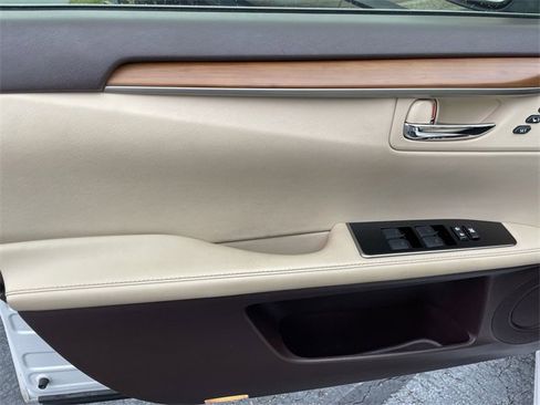 Used 2016 Lexus ES 350 350 image 11