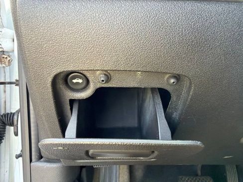 Used 2007 Chevrolet Cobalt SS FWD image 17
