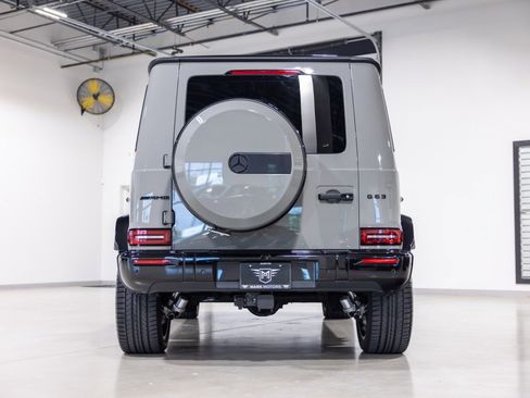 Used 2025 Mercedes-Benz G 63 AMG 4MATIC image 5
