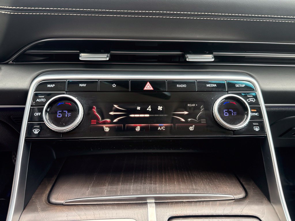 Certified 2024 Genesis GV80 2.5T AWD/4WD image 23