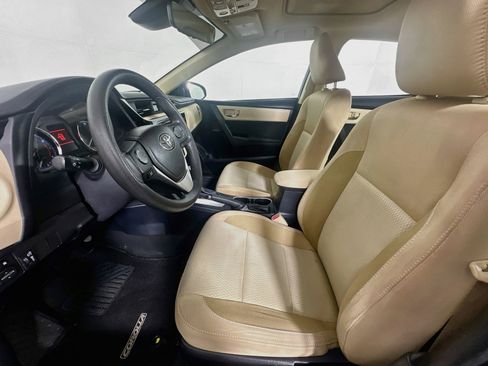 Used 2017 Toyota Corolla LE w/ LE Premium Package w/Moonroof FWD image 13