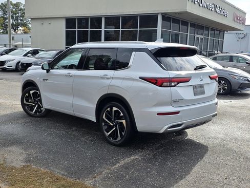 Used 2024 Mitsubishi Outlander SEL image 5