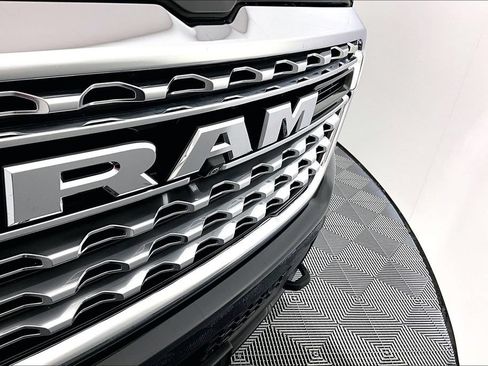 Used 2025 RAM 1500 Limited AWD/4WD image 30