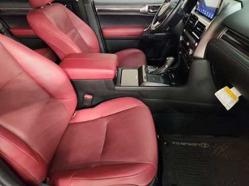 Used 2023 Lexus GX 460 Premium w/ Premium Plus Package AWD/4WD image 3