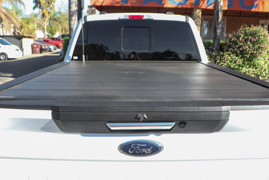 Used 2022 Ford F350 Lariat AWD/4WD image 9