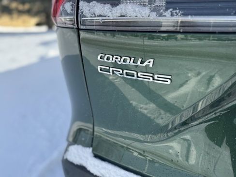 New 2026 Toyota Corolla Cross XLE image 40