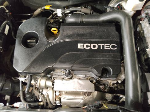 Used 2020 GMC Terrain SLE FWD image 30