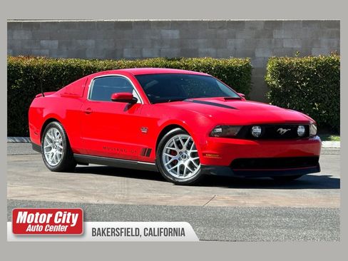 Used 2012 Ford Mustang GT RWD image 1