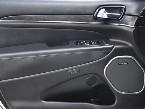 Used 2019 Jeep Grand Cherokee High Altitude RWD image 21