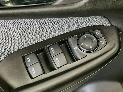 Used 2024 Chevrolet TrailBlazer LS w/ LS Convenience Package FWD image 15