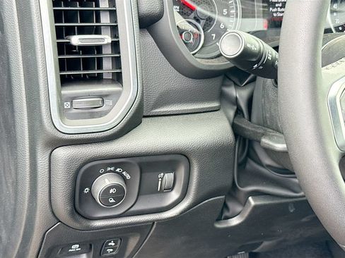 New 2026 RAM 1500 Big Horn AWD/4WD image 10