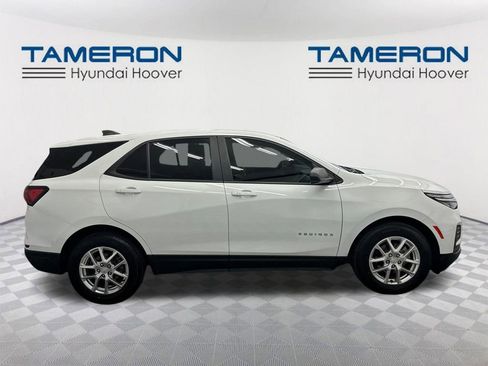 Used 2022 Chevrolet Equinox LS w/ LS Convenience Package FWD image 6