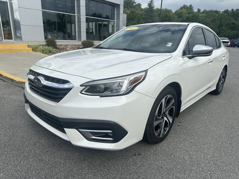 Used 2022 Subaru Legacy Touring XT AWD/4WD image 2