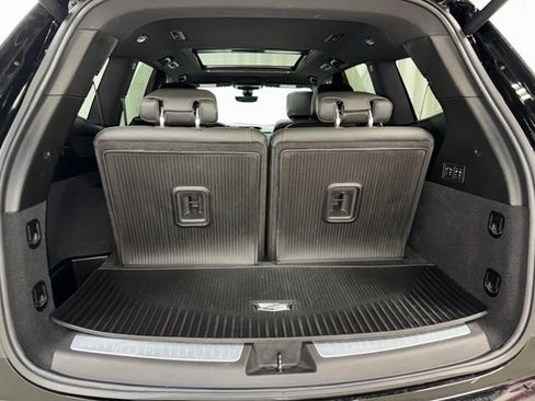 Used 2024 Cadillac XT6 Premium Luxury w/ Technology Package AWD/4WD image 21