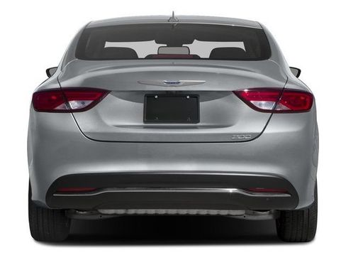 Used 2016 Chrysler 200 Limited FWD image 8
