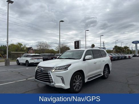 Used 2017 Lexus LX 570 4WD w/ Luxury Package image 4