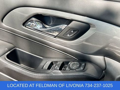 Certified 2023 Chevrolet Traverse LT w/ LT Premium Package AWD/4WD image 23