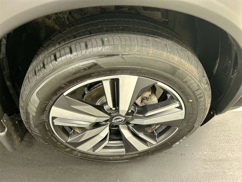 Used 2023 Nissan Rogue Platinum w/ Platinum Premium Package image 12