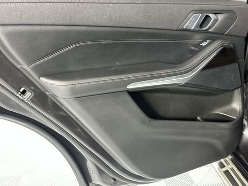 Used 2021 BMW X7 xDrive40i w/ Parking Assistance Package image 30