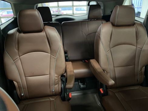 Used 2021 Buick Enclave Avenir w/ Avenir Technology Package image 25