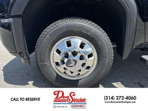 New 2026 GMC Sierra 3500 Denali w/ Denali Reserve Package AWD/4WD image 10
