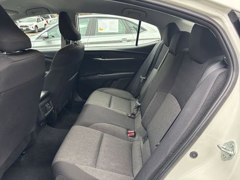 Used 2025 Toyota Camry LE image 36