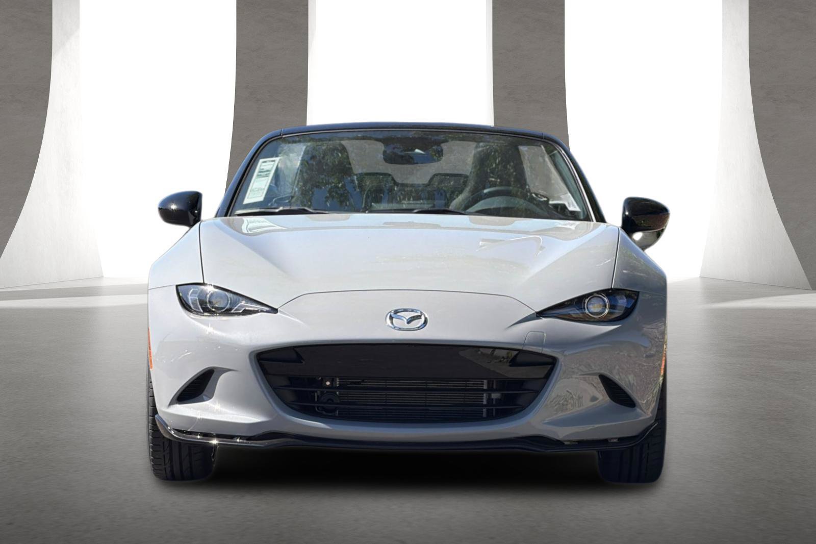 New 2026 MAZDA MX-5 Miata Club w/ Interior Package RWD image 9