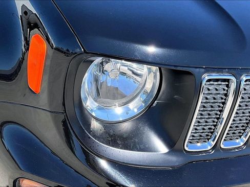 Certified 2020 Jeep Renegade Sport FWD image 28