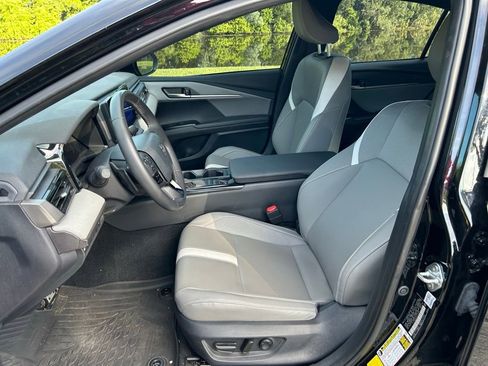 Certified 2025 Toyota Camry SE w/ Convenience Package FWD image 15