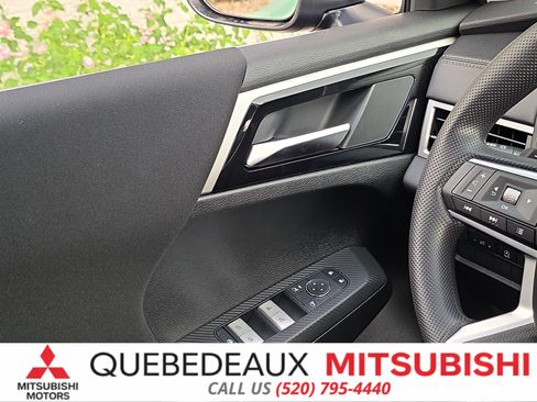 New 2026 Mitsubishi Outlander ES FWD image 25