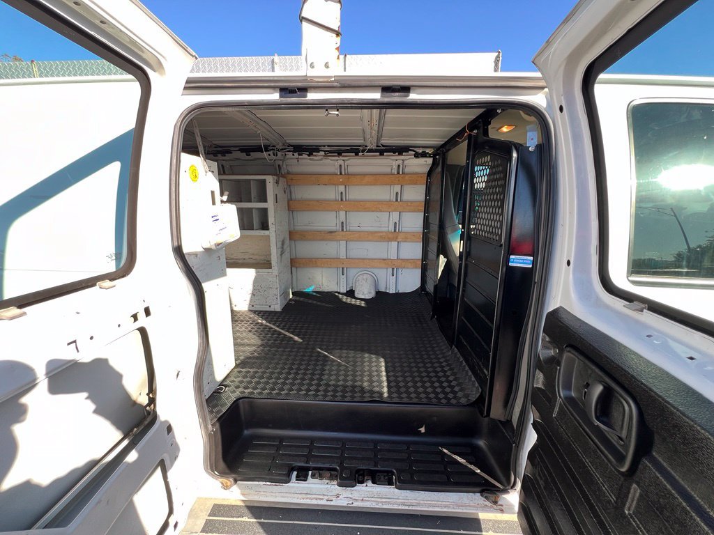 Used 2019 GMC Savana 2500 w/ Driver Convenience Package RWD image 21