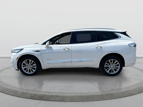Used 2024 Buick Enclave Avenir w/ Avenir Technology Package FWD image 5