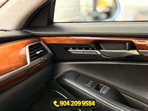 Used 2017 Genesis G90 5.0 Ultimate AWD/4WD image 18