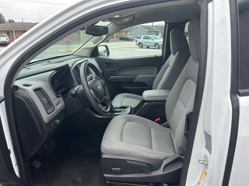 Used 2017 Chevrolet Colorado W/T w/ WT Convenience Package image 9