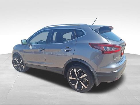 Certified 2022 Nissan Rogue Sport SL AWD/4WD image 6