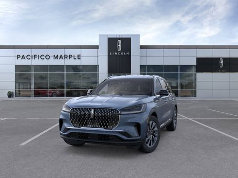 New 2026 Lincoln Aviator AWD image 2