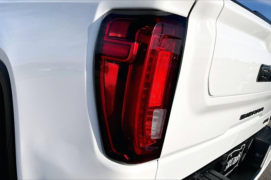 Used 2023 GMC Sierra 1500 AT4 AWD/4WD image 42