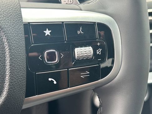 New 2026 Genesis GV60 RWD image 26
