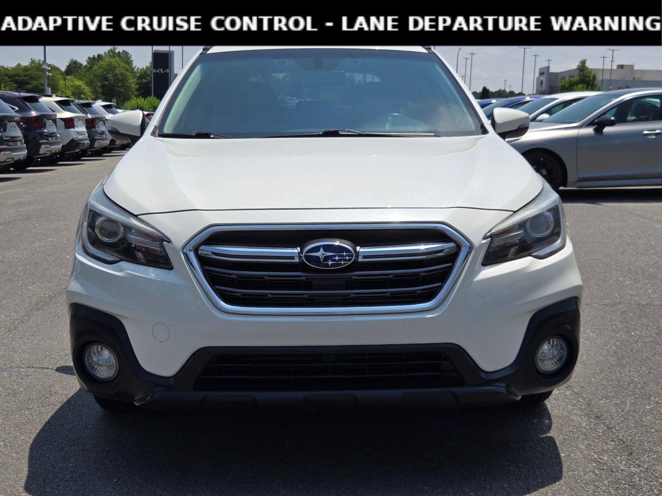 Used 2019 Subaru Outback 2.5i Touring AWD/4WD image 2