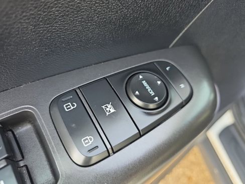 Used 2021 Kia Sportage LX image 22