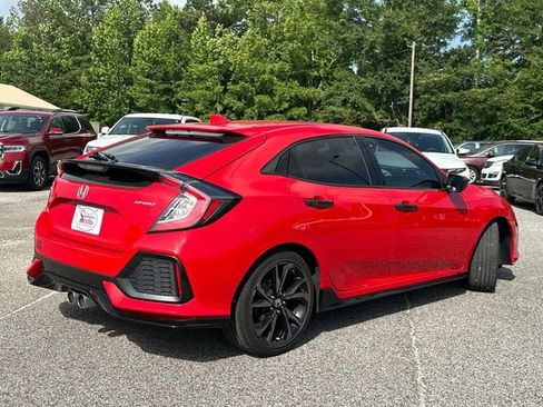 Used 2018 Honda Civic Sport image 8