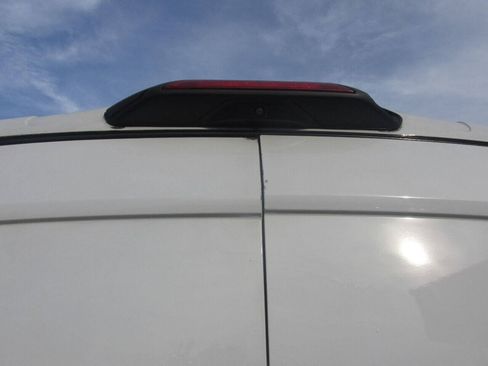 Used 2018 Ford Transit 250 148 Medium Roof RWD image 41