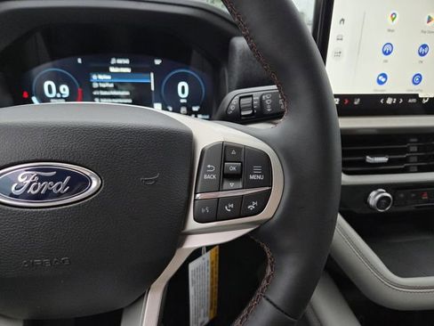 New 2026 Ford Explorer Active RWD image 20