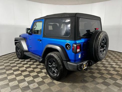 Used 2024 Jeep Wrangler Sport AWD/4WD image 3