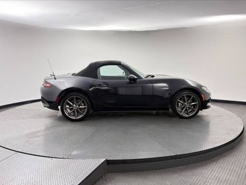 Used 2023 MAZDA MX-5 Miata Grand Touring w/ Weather Package RWD image 41