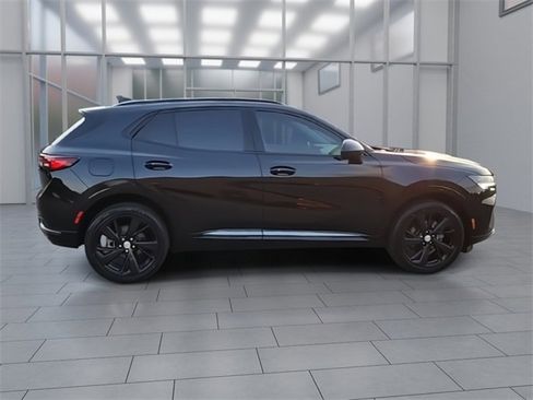 Used 2021 Buick Envision Essence w/ Sport Touring Package image 9