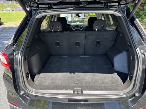 Used 2020 Chevrolet Equinox LT FWD image 17